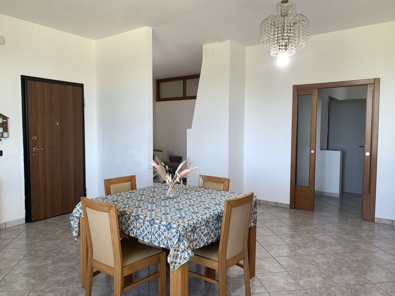 ImmoPuglia_DiCarlo_Pia_Caterina_30915919_sala2