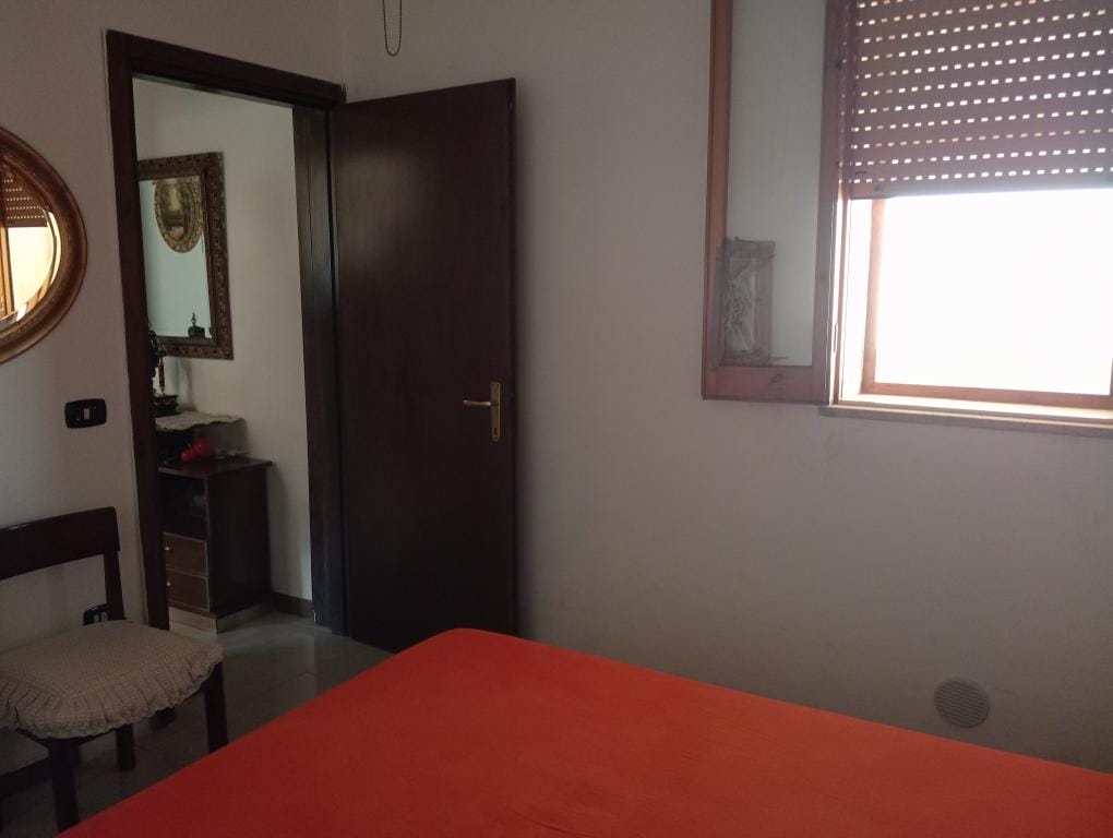 Immopuglia_Pia_Caterina_Dicarlo_30863971_camera da letto matrimoniale2
