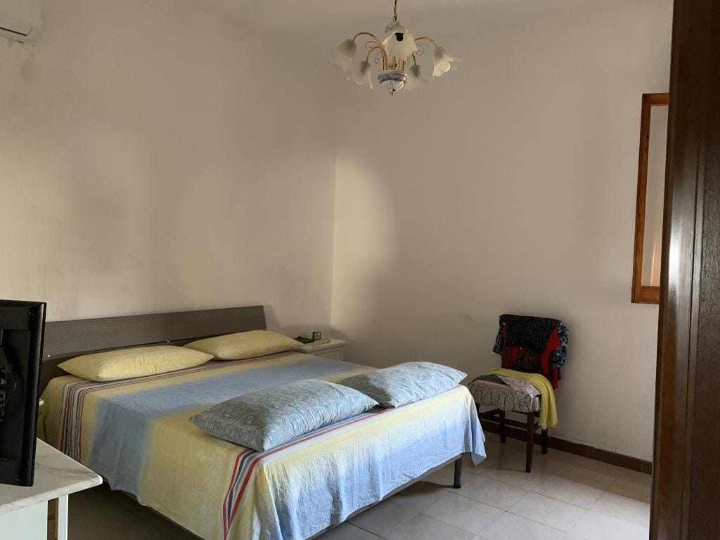 Immopuglia_Pia_Caterina_Dicarlo_30863971_camera da letto matrimoniale4